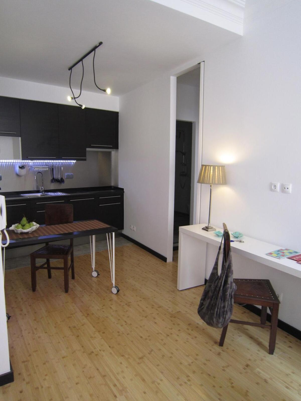 Charming Pied-a-terre In Rossio Apartment *